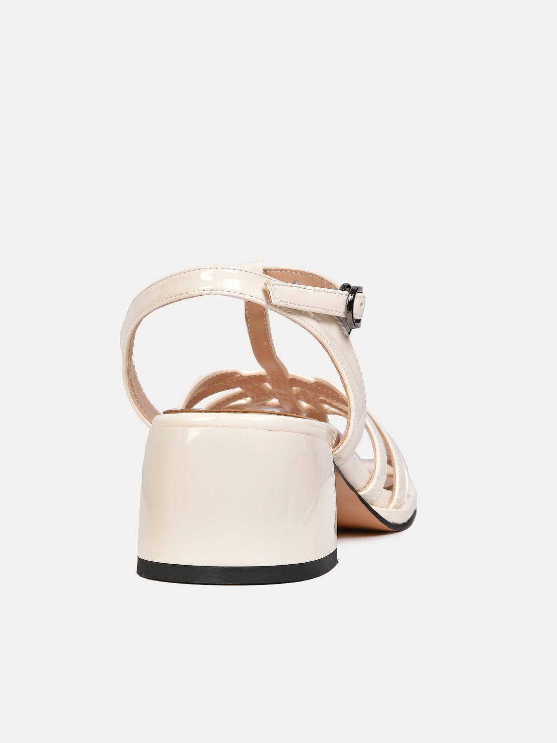 Босоножки (110-545)